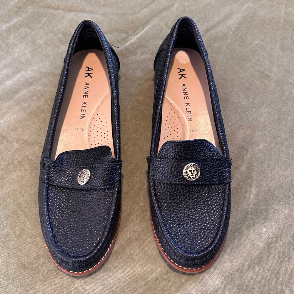 Anne Klein Flex Black Pebbled Leather Slip-On Loafers 8.5 Womens
